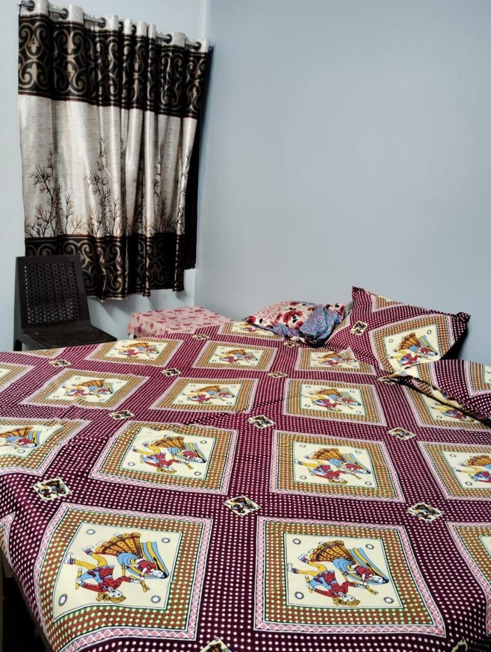 Tandon Lodge On The Ganga Ghat Homestay Varanasi Esterno foto